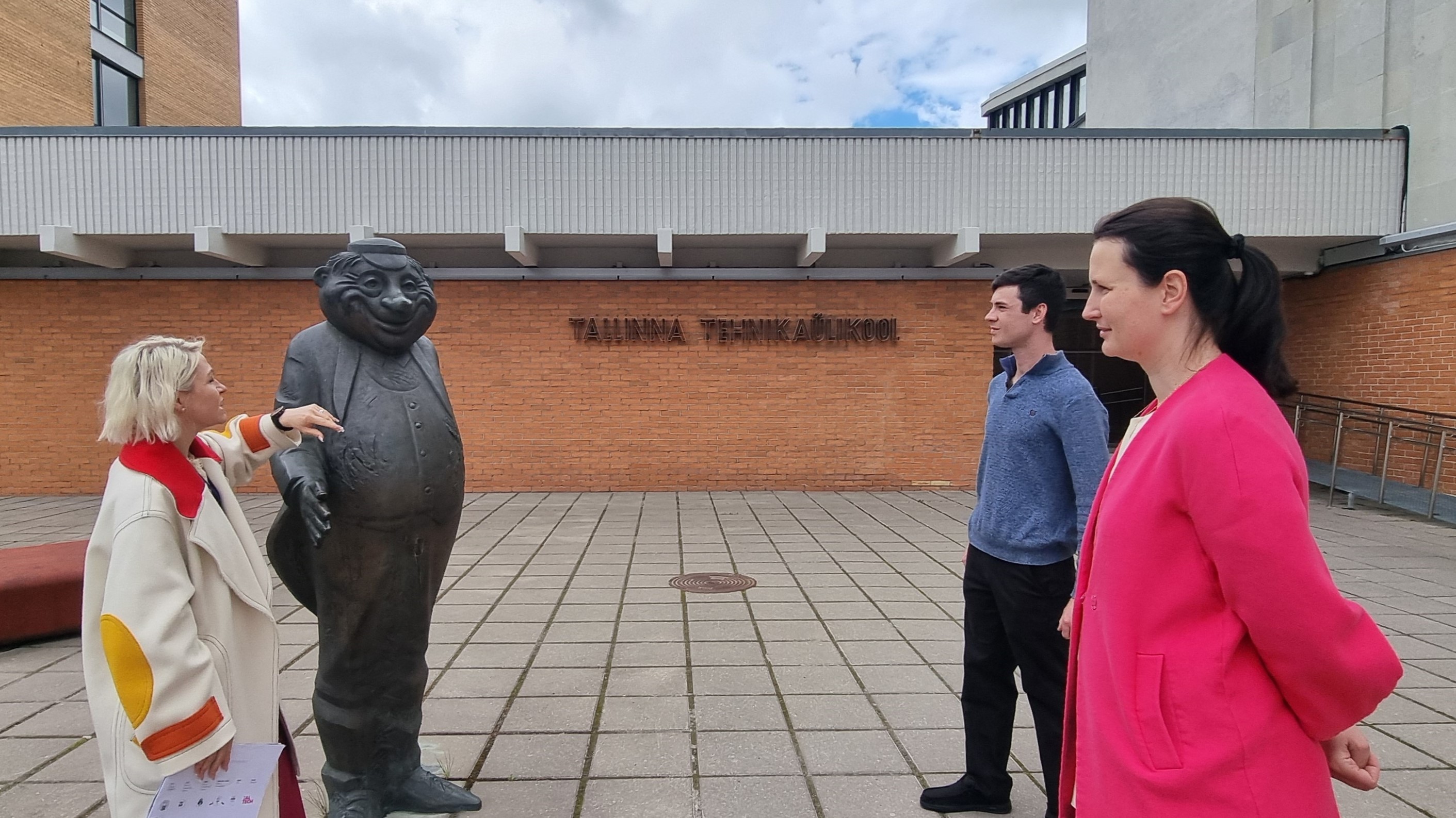 David in front of the TalTech main building
