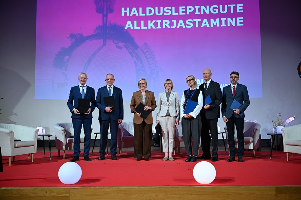 Halduslepingu allkirjastamine