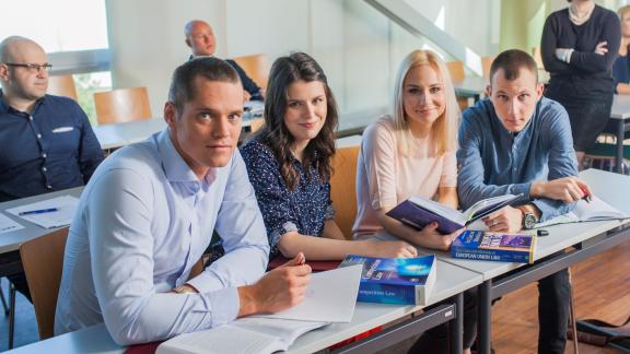 Hollandi Vrije Universiteit Amsterdam (VUA) haridusteaduste professor Martijn Meeter räägib 23. jaanuaril IT Kolledžis (ICO-314) kell 13-14:15 toimuvas loengus toimivatest õpistrateegiatest ja neid toetavatest uuringutest.