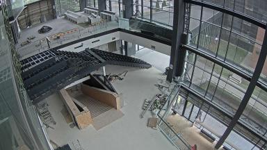 uus trepp 3. korrusele LIB fuajees