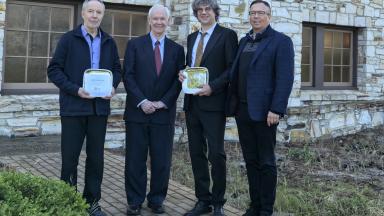 Samoson auhinnna vastuvõtmisel