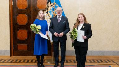 Karolina Kudelina-Zhang ja Annika Kaalep pälvisid noore inseneri preemia