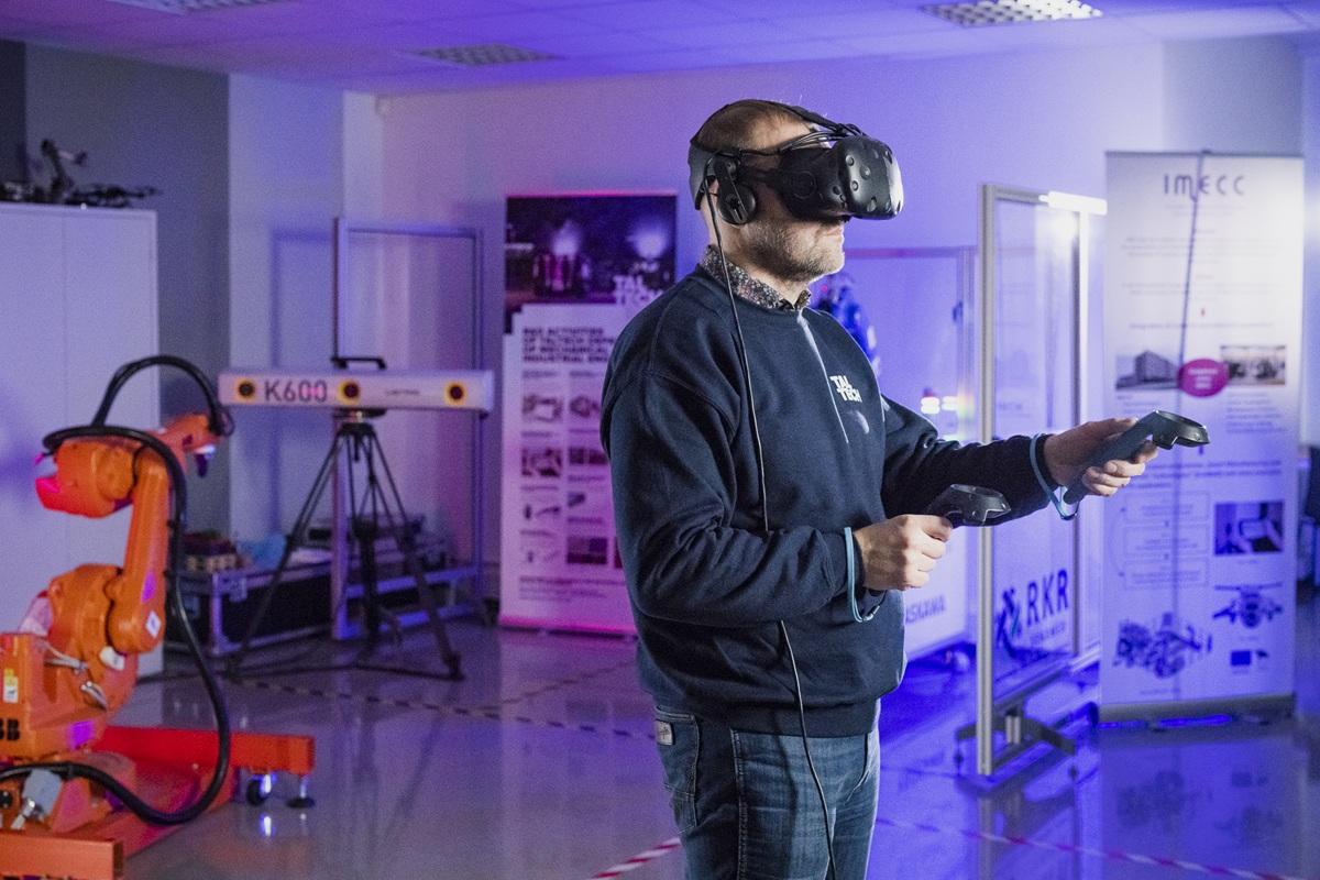 VR ja juhtseadmete testimine laboris