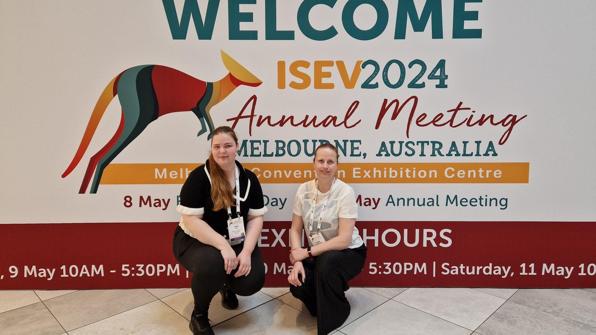 Agne Velthut-Meikas ja Inge Varik International Society of Extracellular Vesicles aastakonverentsil Melbourne-is
