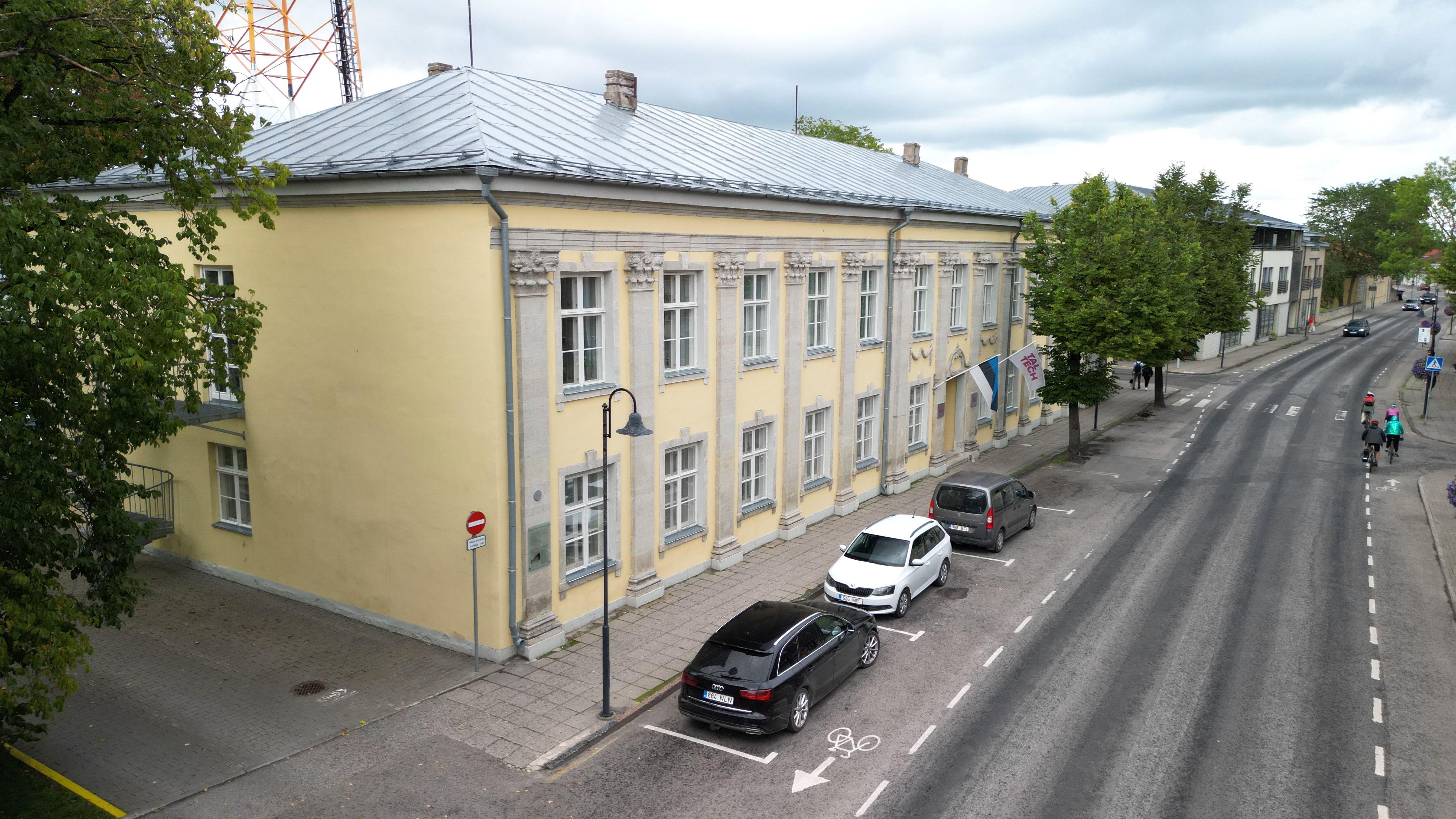 Kuressaare kolledž
