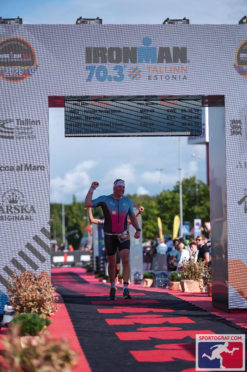 Hendrik Voll Ironman 70.3 finišis