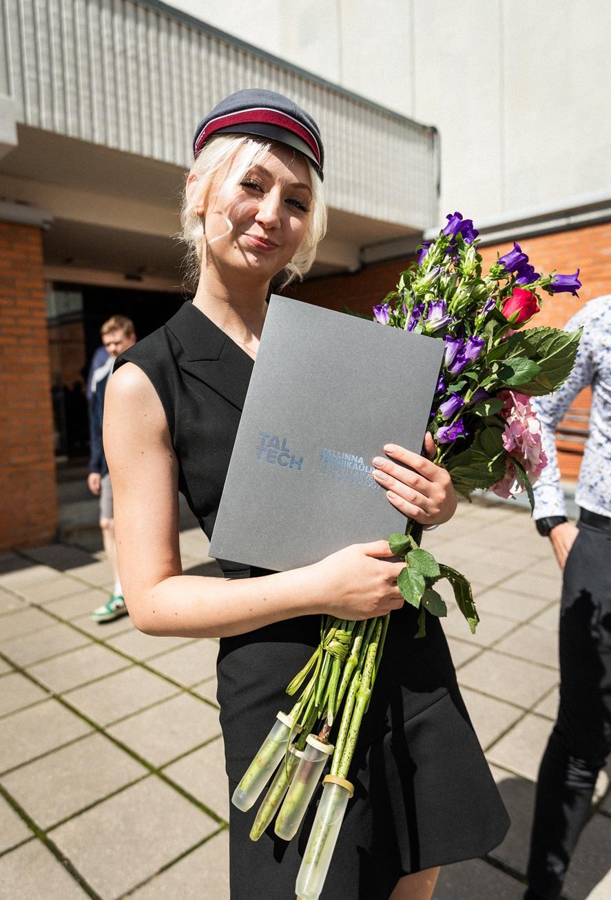 Bakalaureuse lõpetamine 2025 (eriala: keskkonna-, energia-, ja keemiatehnoloogia)  Fotograaf: Teele Toova