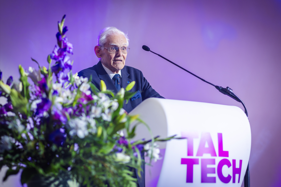 Jüri Engelbrecht_Aasta Vilistlane