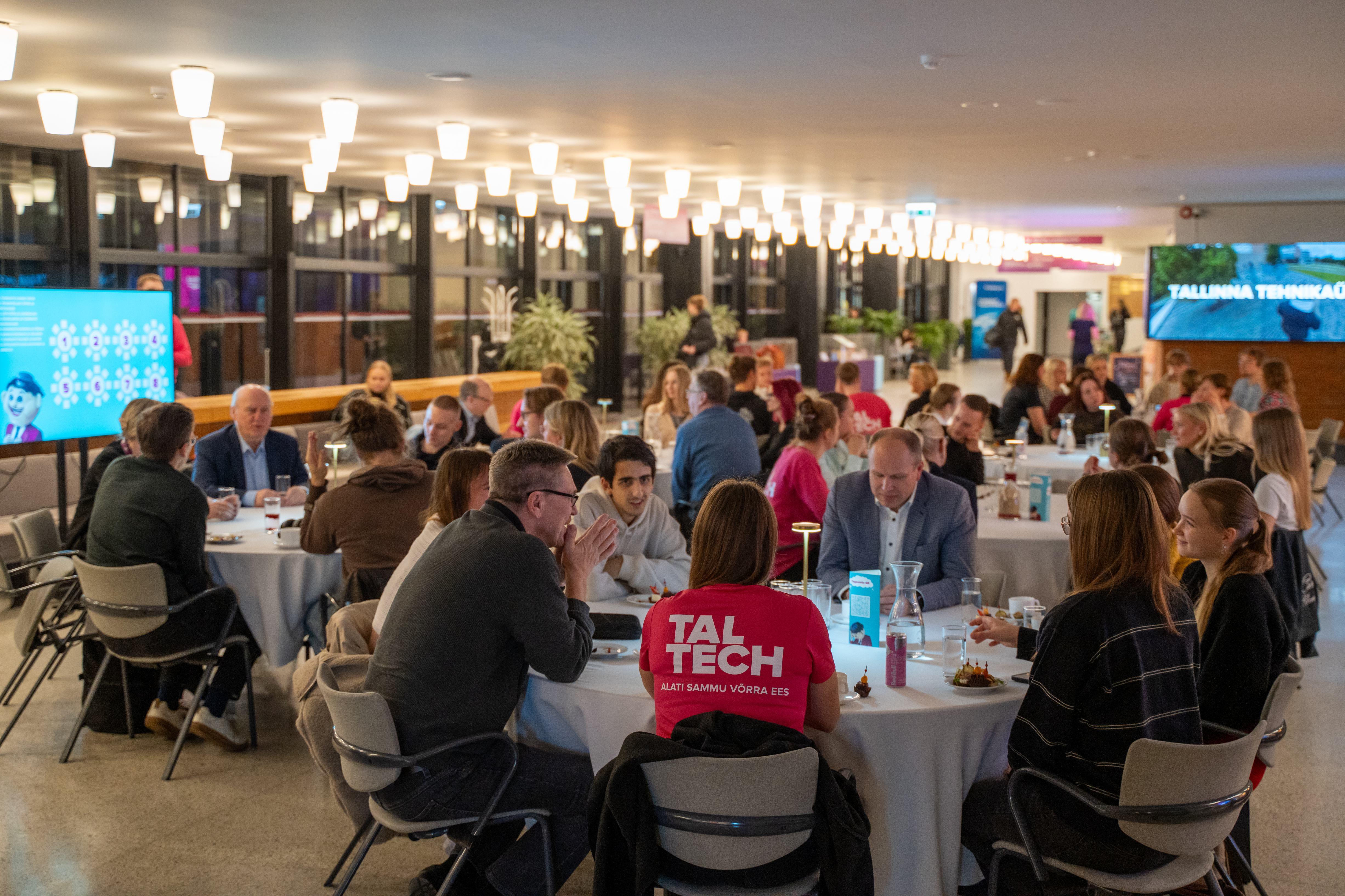 Tudengite Hääl 2025, Iris Pook