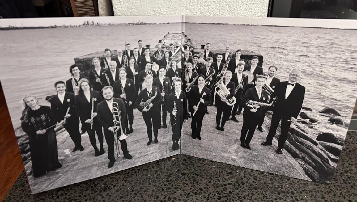 orkestri pilt plaadiümbrisel